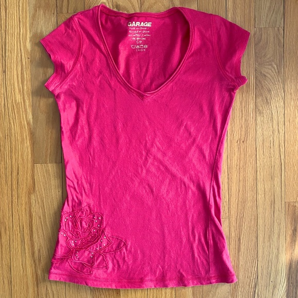 GARAGE Tee 🌺 - Picture 1 of 4